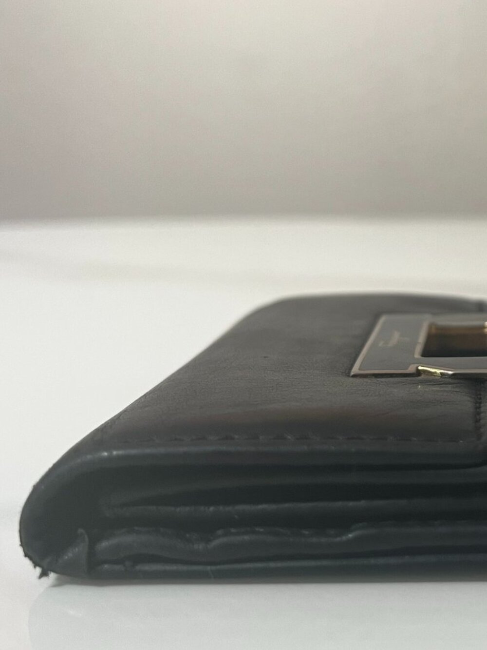 Salvatore Ferragamo Black Leather Gancini Clasp Trifold Wallet - Picture 4 of 11